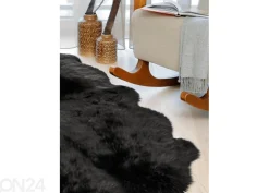 Aito lampaantalja Merino black Duo ±60x180 cm