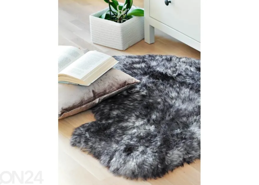 Aito lampaantalja Merino harmaanmusta frieze M ±60x90 cm