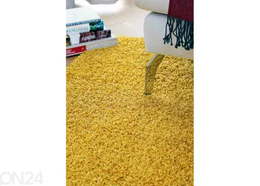 Narma pitkäkarvainen matto Spice™ keltainen 67x133 cm