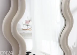 Peili Curvy