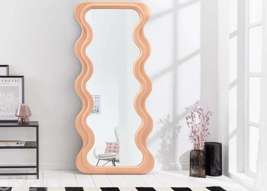 Peili Curvy