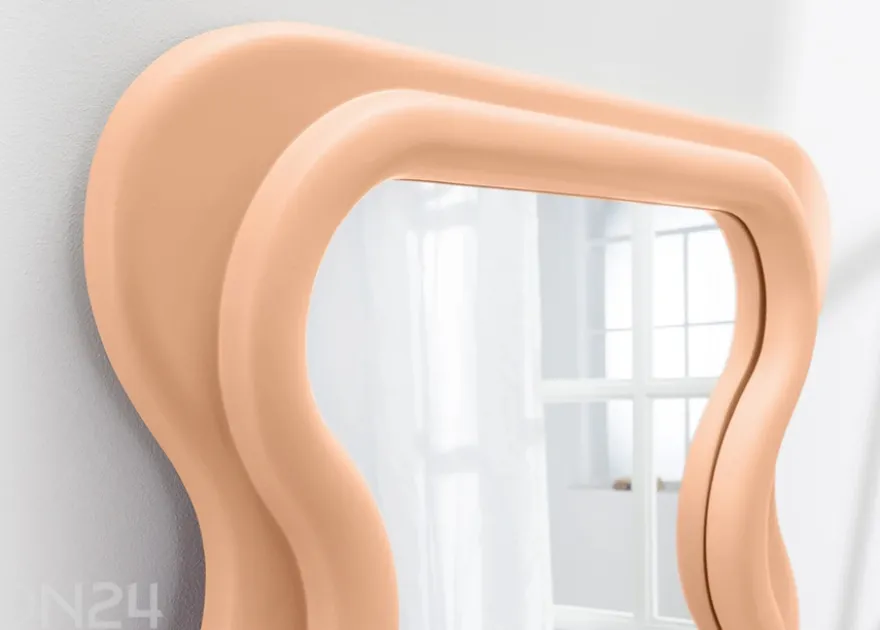 Peili Curvy