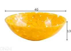 Pesuallas kivillä