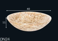 Pesuallas simpukankuorilla