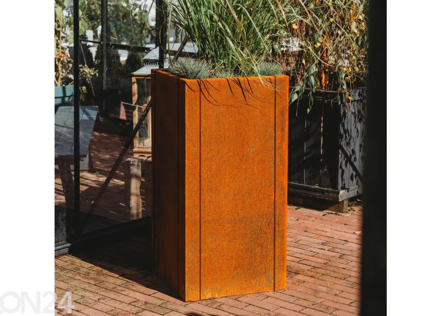 Petteri Wiimaa Corten istutusruukku terästä Manhattan