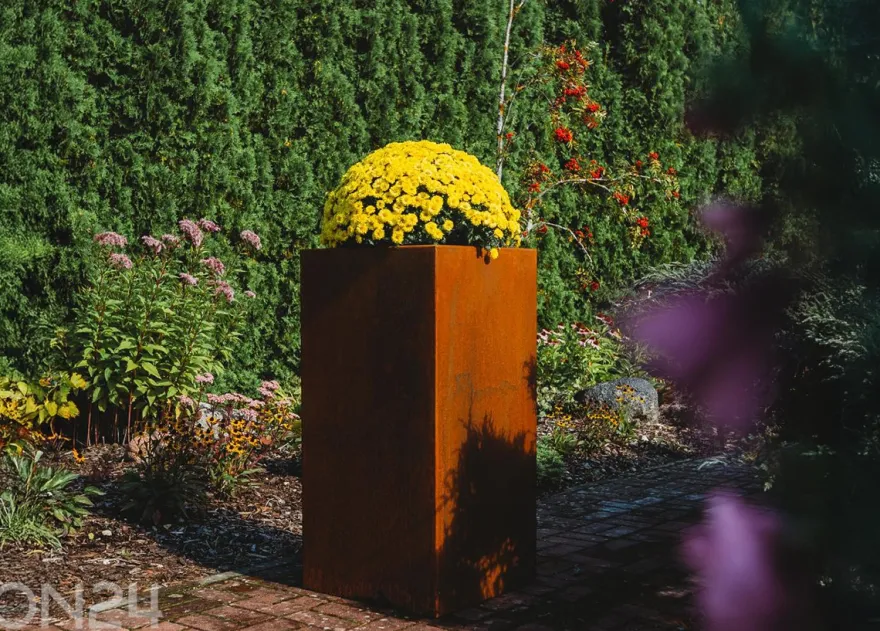 Petteri Wiimaa Corten istutusruukku terästä Manhattan