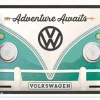 Retro metallitaulu VW Bulli Adventure Awaits 15x20 cm