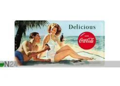 Retrotyylinen metallitaulu Coca-Cola Delicious 25x50 cm